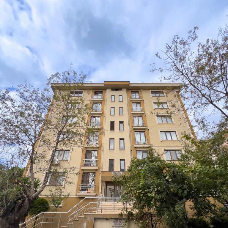 Doğan Apartmanı