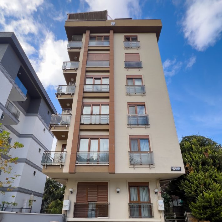 Karacaoğlu Apartmanı