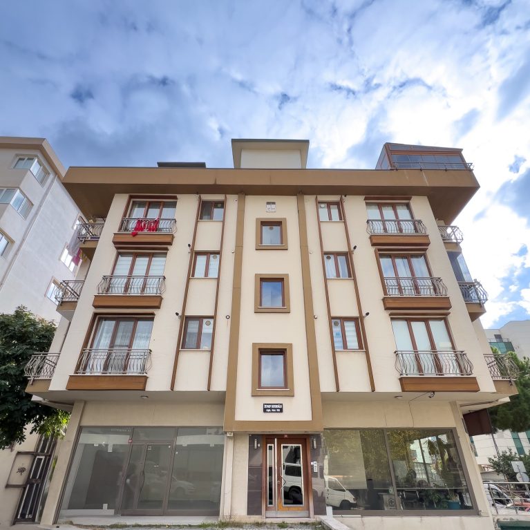 Zeynep Sadıkoğlu Apartmanı